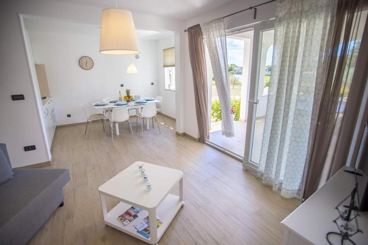 Mario 2 Porec